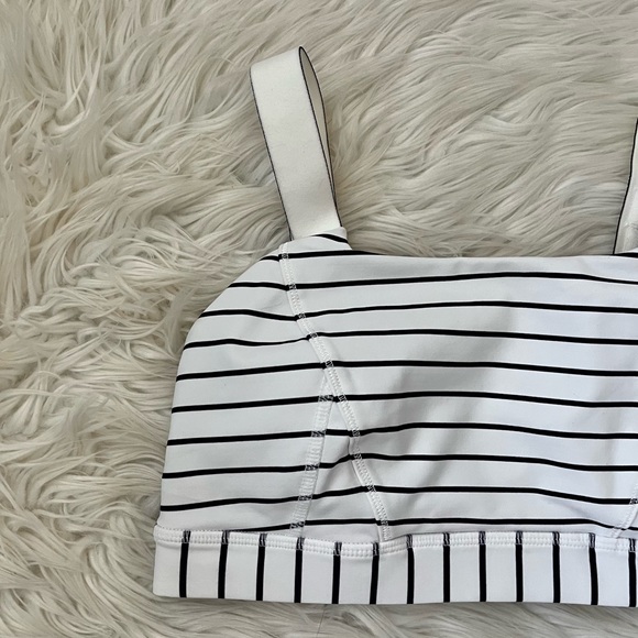 {Lululemon} Adjust Me Bra in Quiet Stripe White Deep Indigo - Women's 4 - Picture 2 of 8